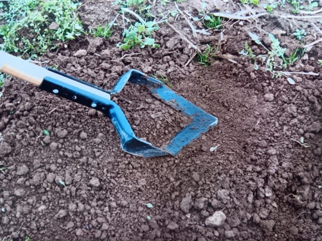 Push-Pull Hoe 1 Push-Pull Hoe